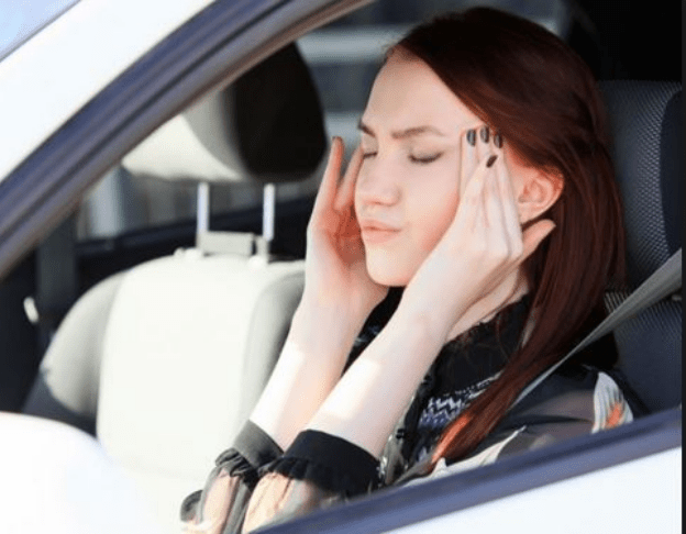 DO YOU KNOW WHY LOW BLOOD PRESSURE CAUSES MOTION SICKNESS?